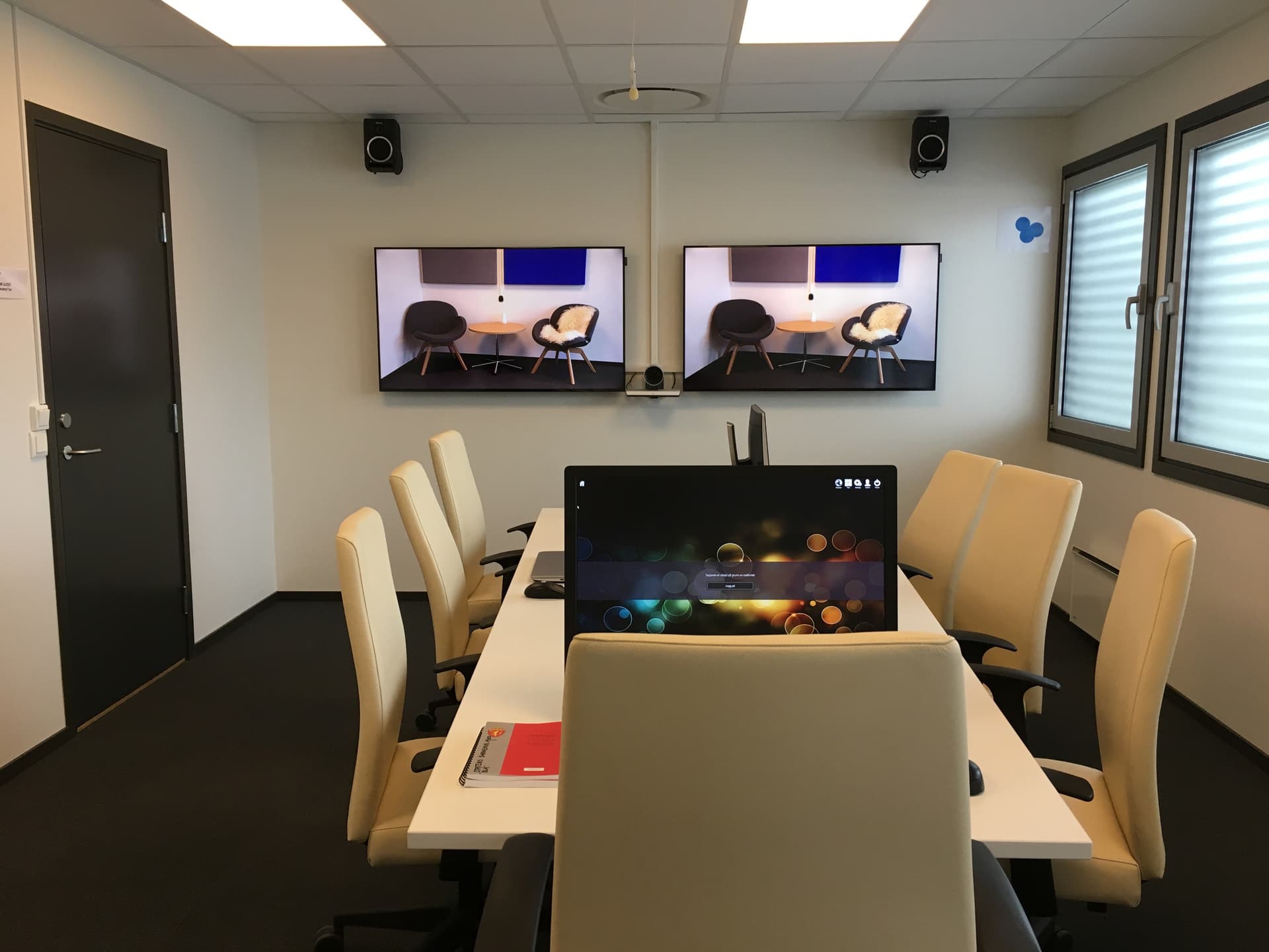 Bisitterrom med videooverføring.